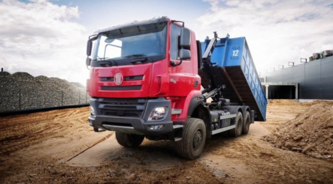 Zbrojař Strnad začne montovat tatrovky v Ázerbájdžánu